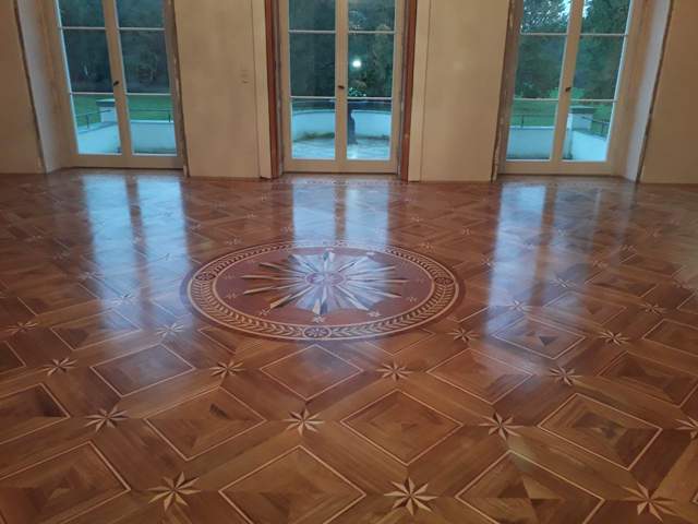 Parquet hardwood flooring medallion Renaissance