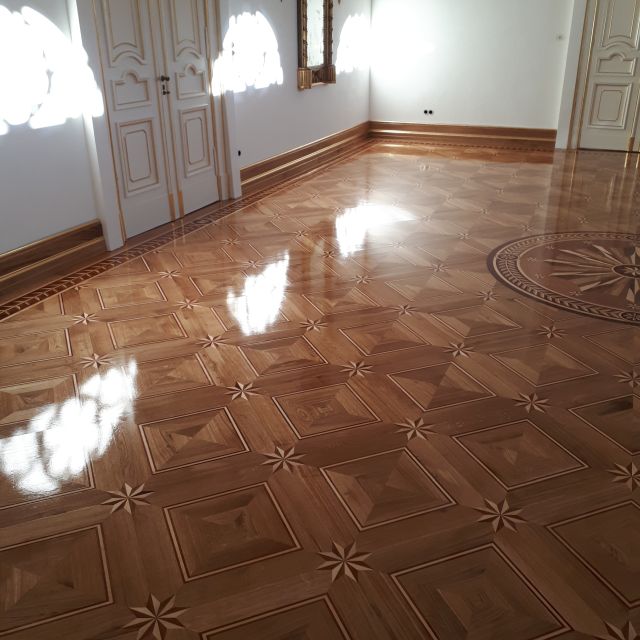 border and parquet tile stars pattern